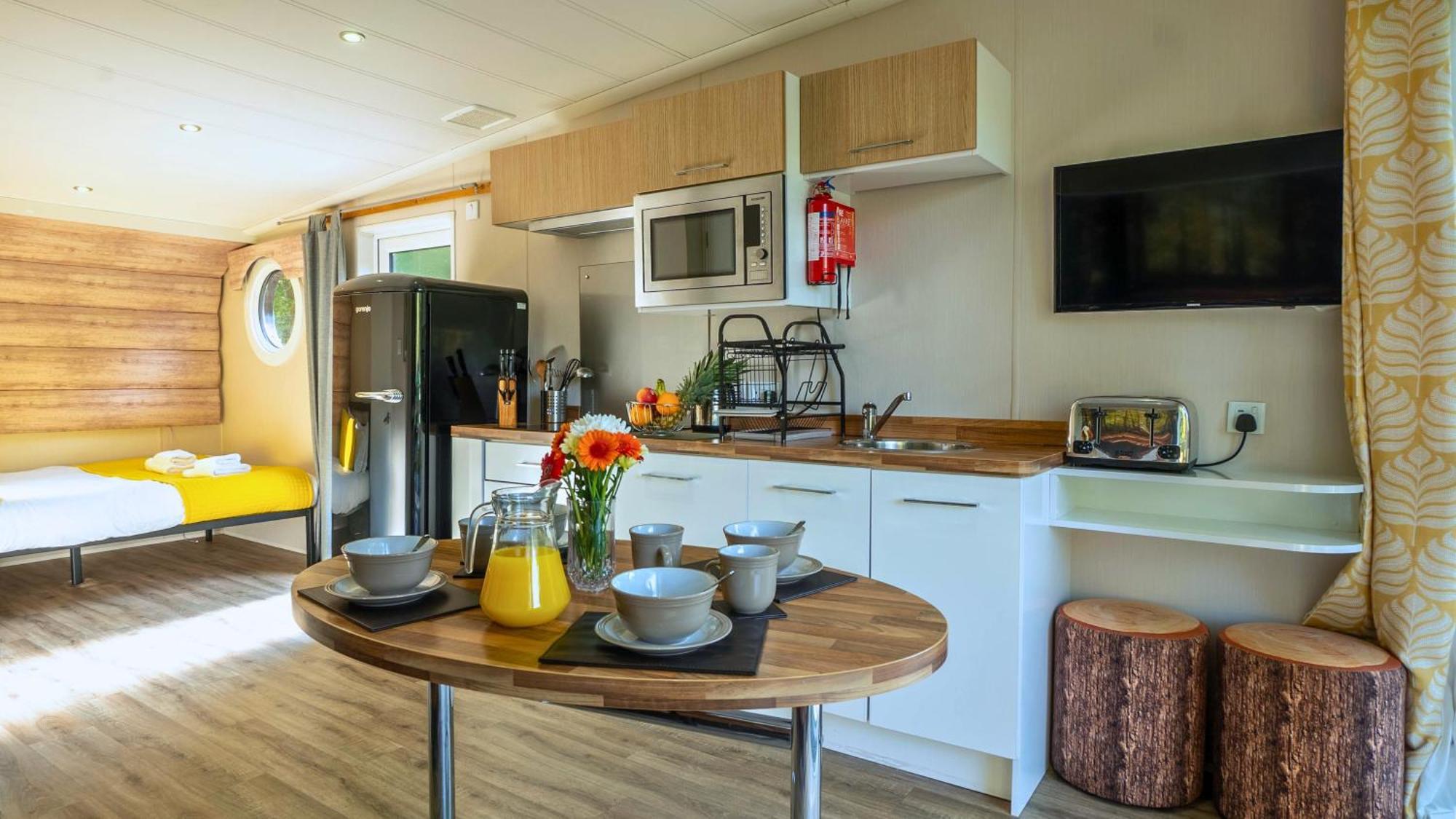 Newby Bridge Country Caravan Park Экстерьер фото